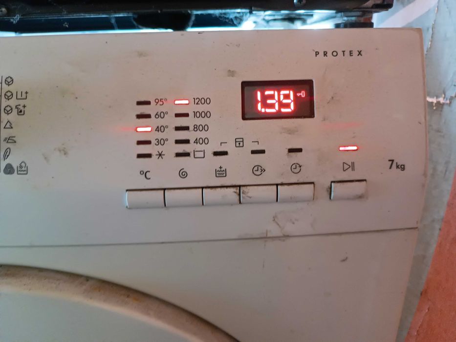 Пералня AEG за части