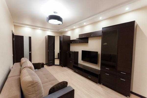 Сдаётся 1 ком в районе ТД Аян Пассаж, центр