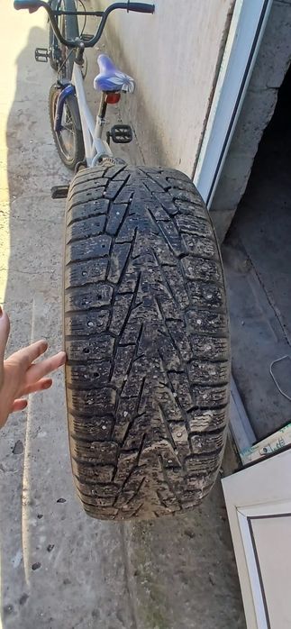 Продам зимние шины