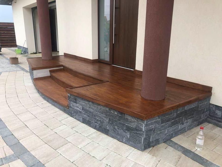 DECKING   PODEA TERASĂ / Lambriu Din Lemn De SALCÂM