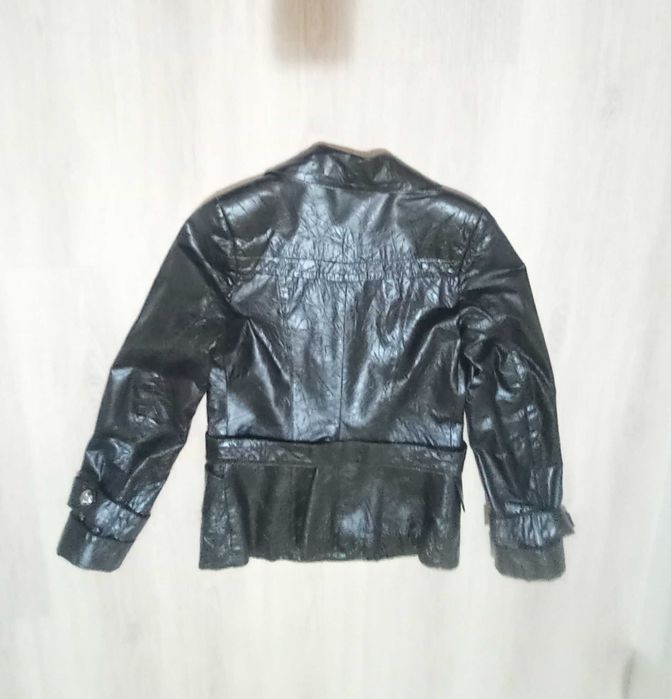 Яке естествена кожа черно