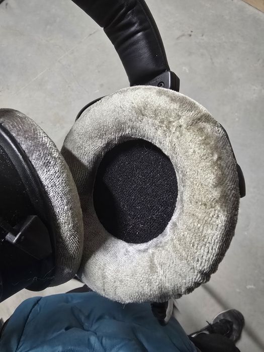 Слушалки Beyerdynamic DT990 Pro 250 Ohm