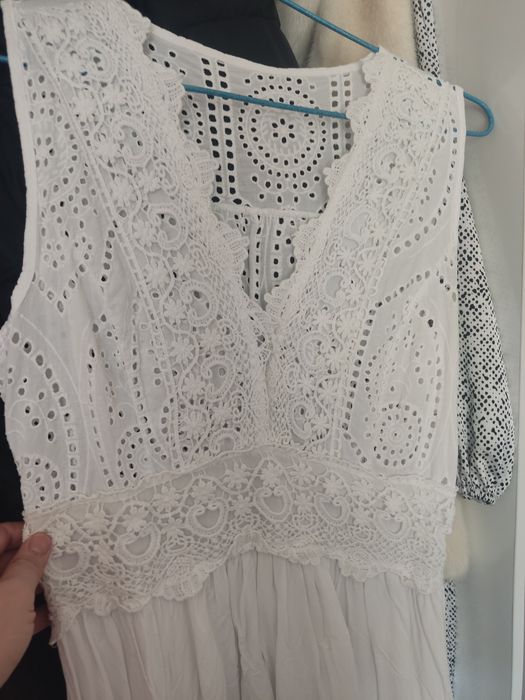 Продам платье новое летнее