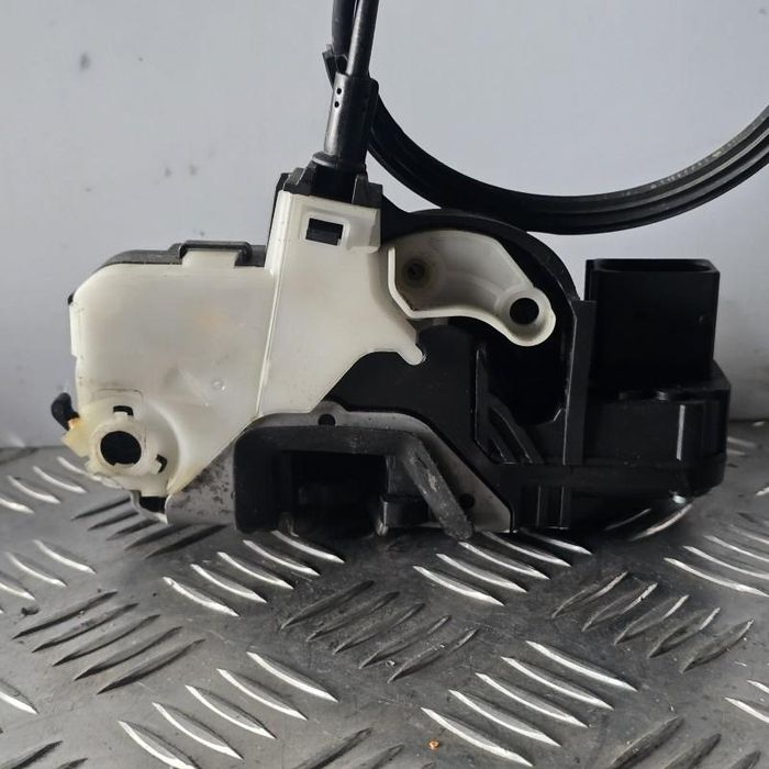 Broasca usa dreapta fata Opel Insignia A