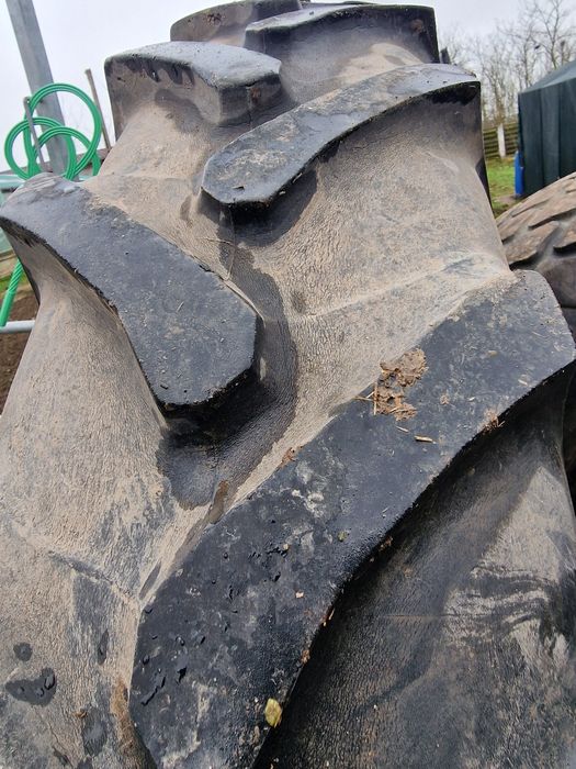 Anvelopă AGRI 11.2R48 (270/95R48) marca Alliance