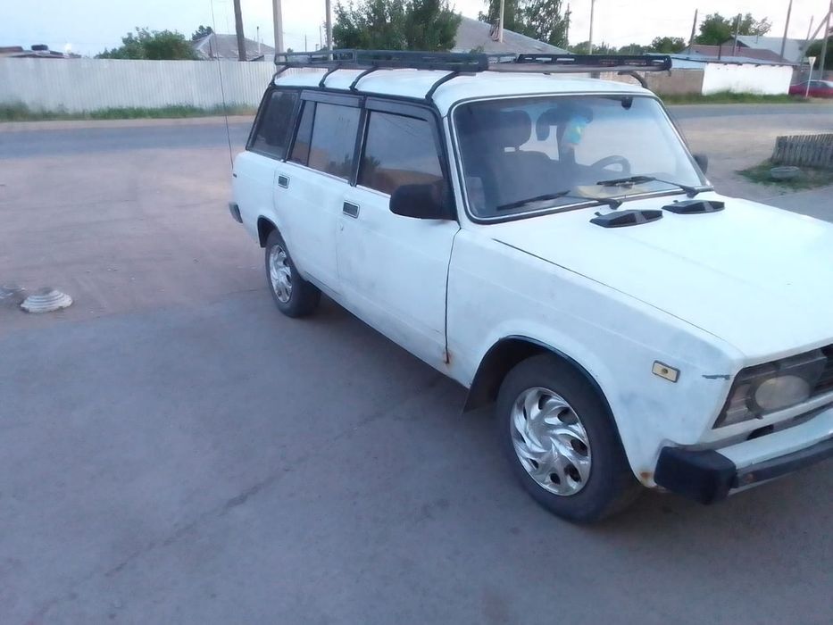 Продам машину ВАЗ-2104