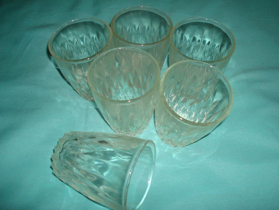 Нови Стъклени чаши -Разпродажба