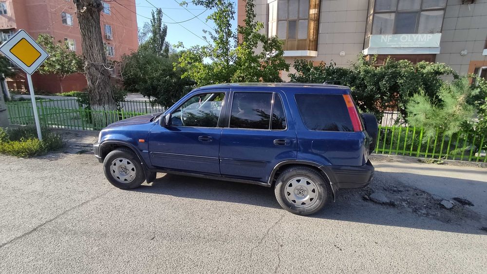 Продам Honda CR-V