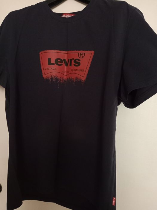 Продам. Свитшот.