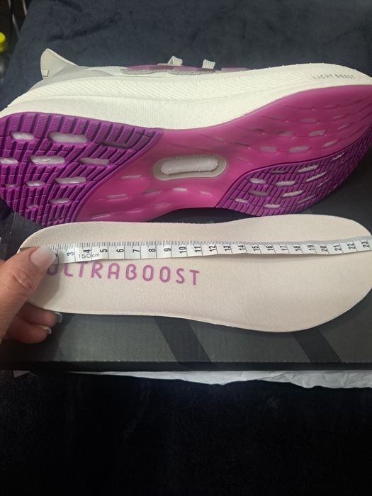 Adidasi ultraboost 5w