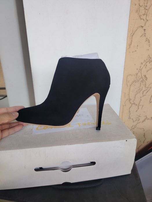 Продаём стильные туфли