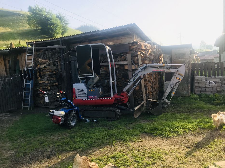 Excavator 1.8 t 2005