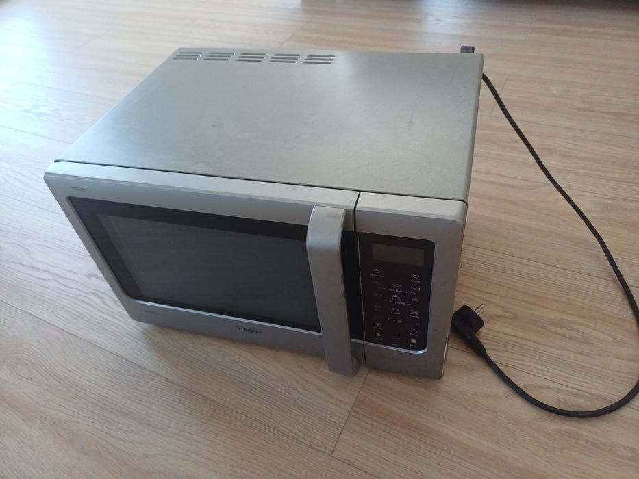 Cuptor microunde Whirlpool