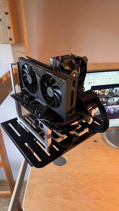 sistem gaming 3060ti / 5900x / 16gb / 256ssd/ 850w sursa