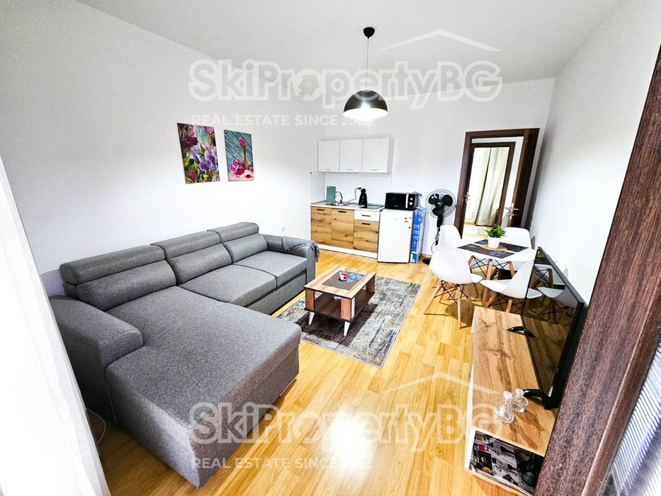 Продава се Двустаен апартамент в Разлог - 55 кв.м за 1073 €/кв.м - Снимка #1