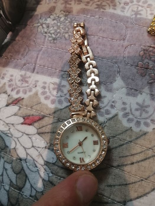 Ceas Quartz pentru femei.