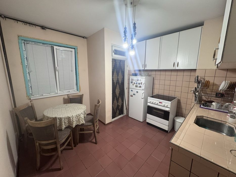 Продава се Тристаен апартамент в Казанлък - 93 кв.м за 987 €/кв.м - Снимка #7