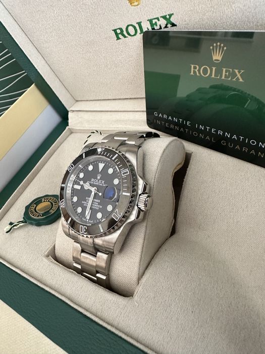 Rolex Submariner Date 41mm Часовник