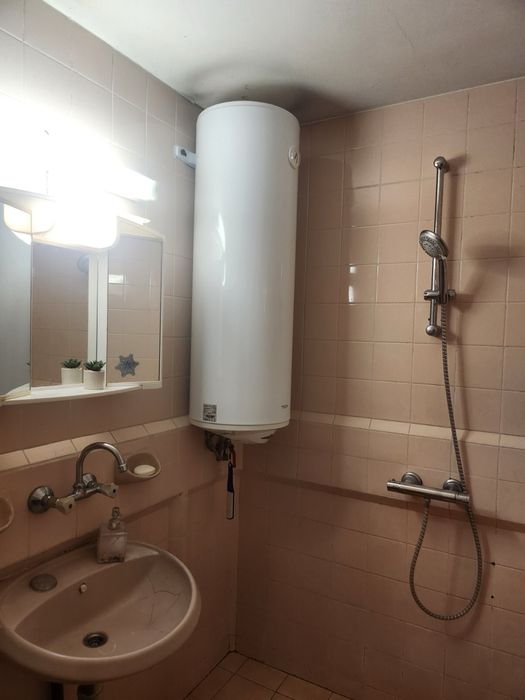 Продава се Двустаен апартамент в Пловдив, Кючук Париж - 48 кв.м за 1041 €/кв.м - Снимка #5