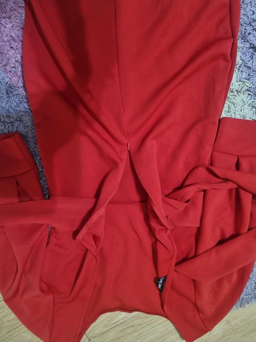 Rochie femei de sezon,cu spatele puțin gol,cu fermoar si o panglica