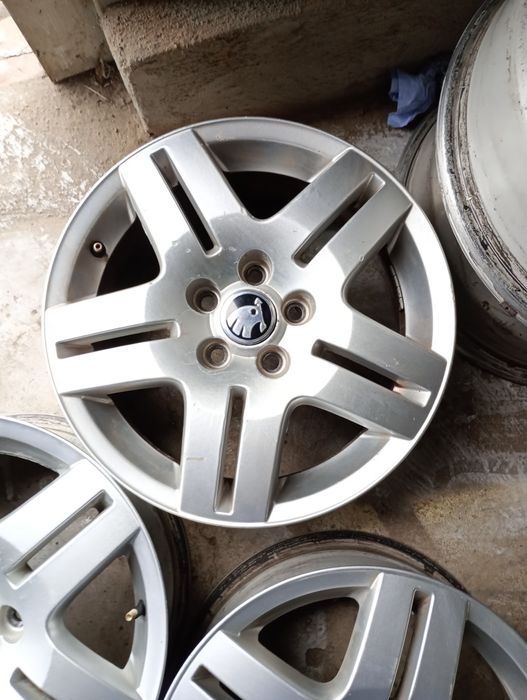 4 jante aliaj 5x100 R15 Skoda Octavia 1 Tour Roomster kamiq Praktik Rapid scala Fabia w polo golf 4 bora