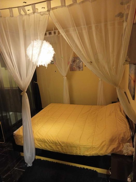 Продавам къща в гр. Костинброд