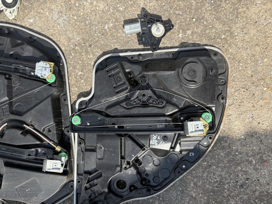 Mercedes w213 Е класа комби Стъклоповдигачи и машинки ел стъкла