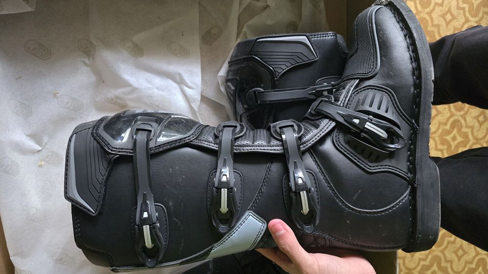 Мото крос Ботуши 44