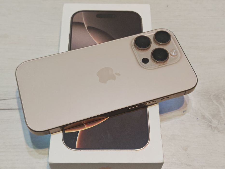 Като нов  iPhone 16 Pro 128 GB