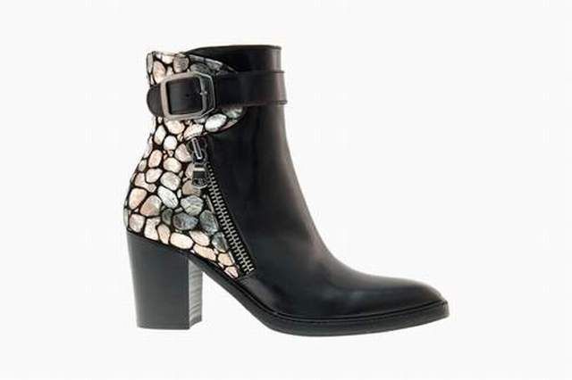 Ghete dama din piele