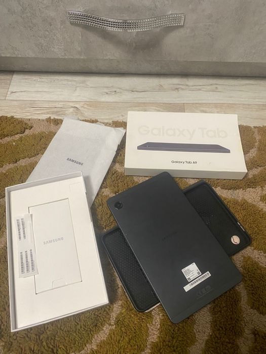 Продам планшет Samsung A9