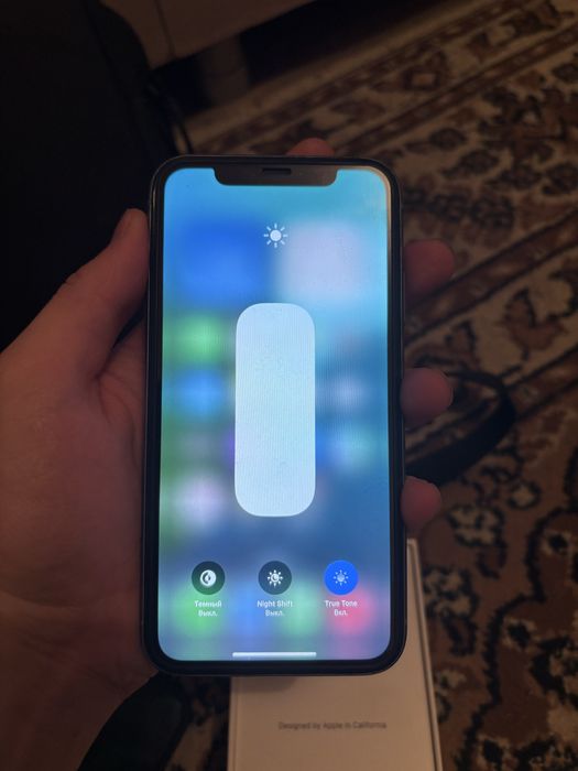 Продам iphone Xr ideal