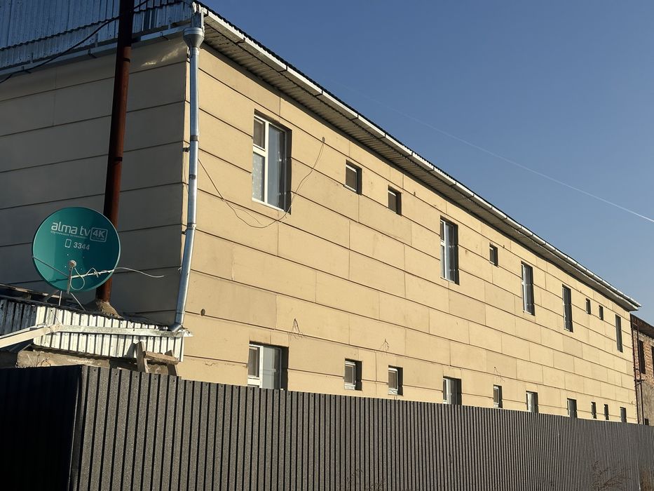 Продаётся дом- общежитие