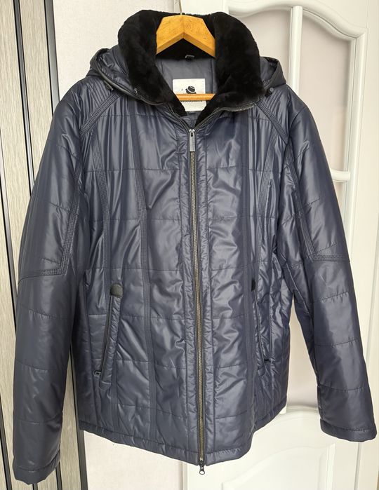 Продам мужскую зимнюю куртку