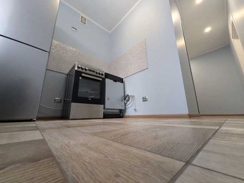 Дава се под наем Двустаен апартамент в София, Център - 56 кв.м за 397.8 € - Снимка #1