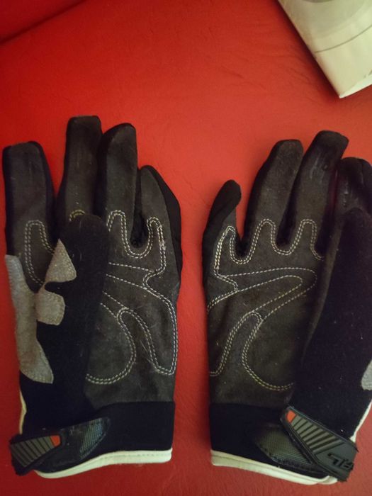 Ръкавици за мотор