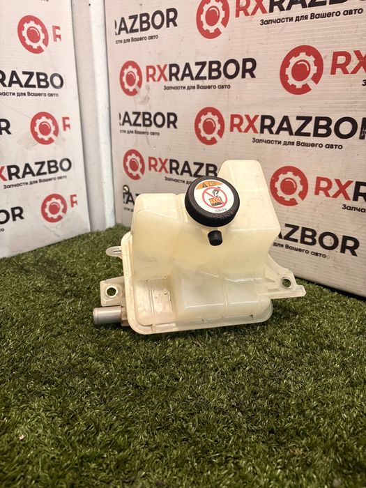 Расширительный бочок Lexus NX