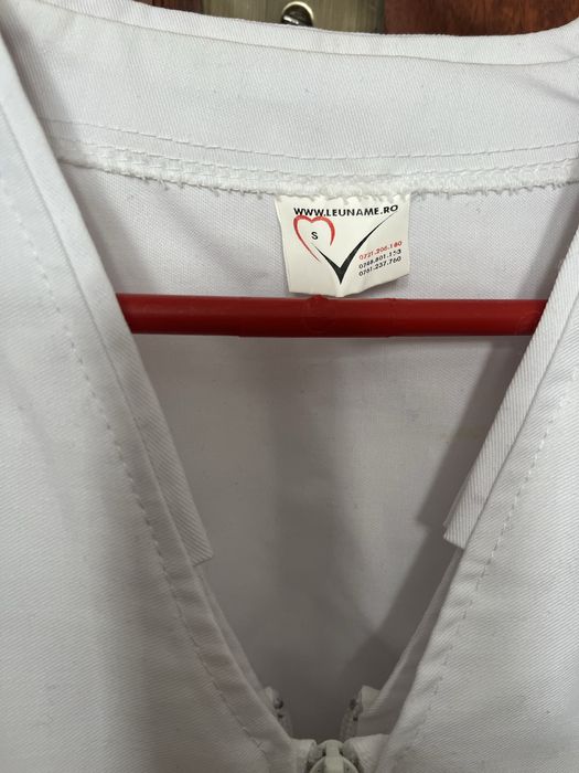 Halat medical cu maneci lungi