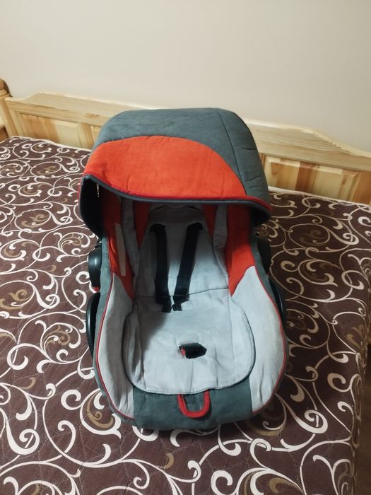 Кош за бебе за кола от 0 до 13кг.