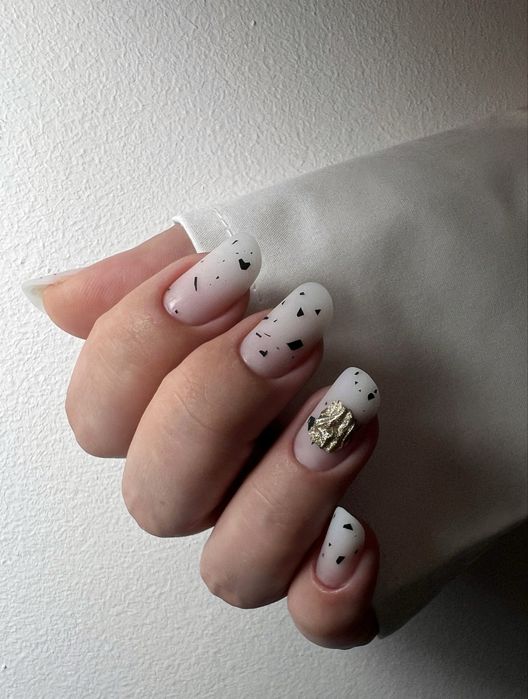 Manichiură/pedichiura profesională – unghii gel & semipermanent