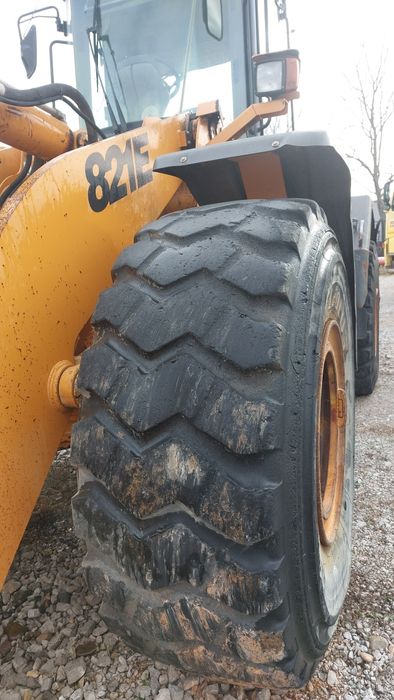 Incarcator frontal casse