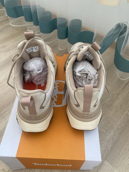 Кроссовки Timberland бежевые