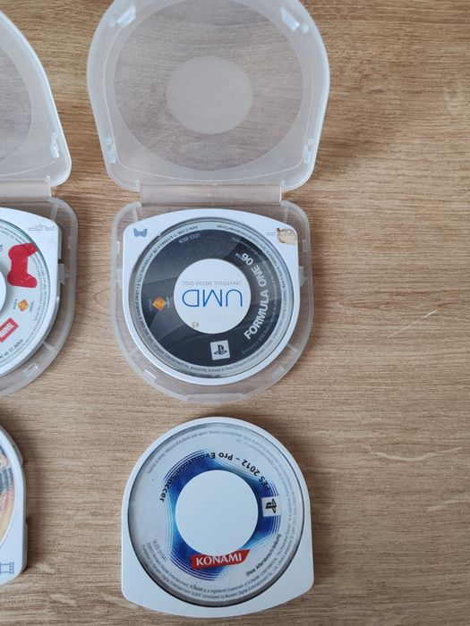 Jocuri pentru console PSP