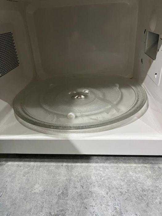 Продам микроволновую печь