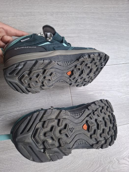 Туристически обувки Quechua, 39 н.