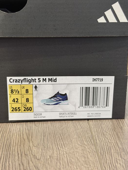 Adidas Crazyflight 5 M Mid (modelul IH7719)