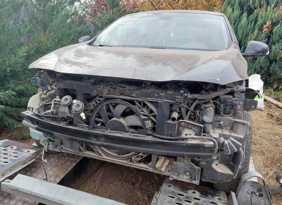 Dezmembrez RENAULT FLUENCE 1 (2010 - 2015) 1.6i 16V Automat ~ K4M-W8