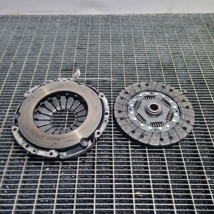 Kit ambreiaj Land Rover Freelander 1 2.0 TD4 1998 - 2006 112CP 1951CC Manuala 5 Trepte ...