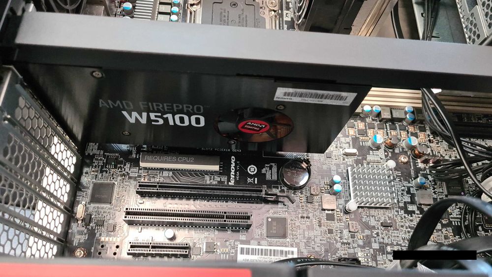 Vand Statie Grafica Lenovo ThinkStation P700