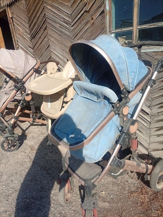 Детские коляски и стул для кормления